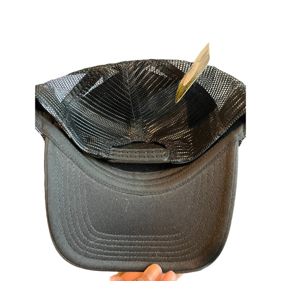 Women’s Hat New With Tags / Made Of Mountain Outdoor-Inspired Goods - Picture 2 of 10